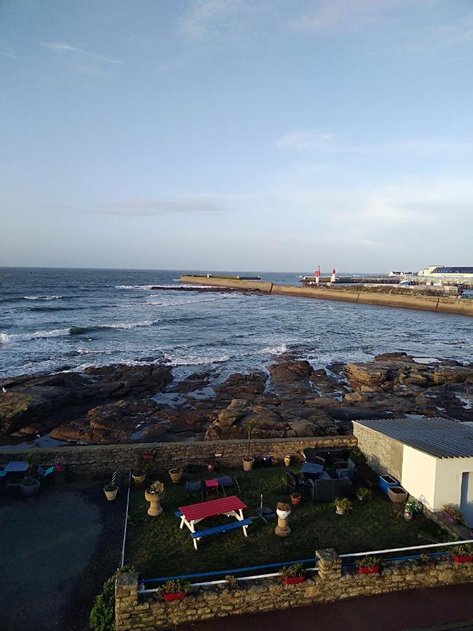 La Rose Des Mers Tréffiagat Exteriör bild