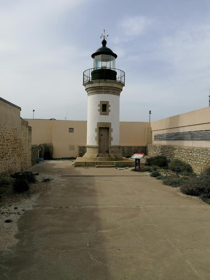 La Rose Des Mers Tréffiagat Exteriör bild